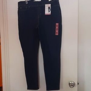 18M Levi Strauss Pull On Skinny Jean